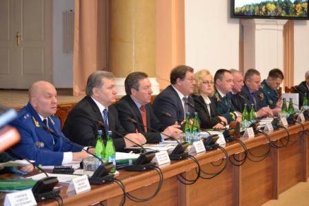 Эффективность исполнения переданных полномочий в области лесных отношений субъектами Российской Федерации Центрального федерального округа: итоги 2014 года и задачи на 2015 год